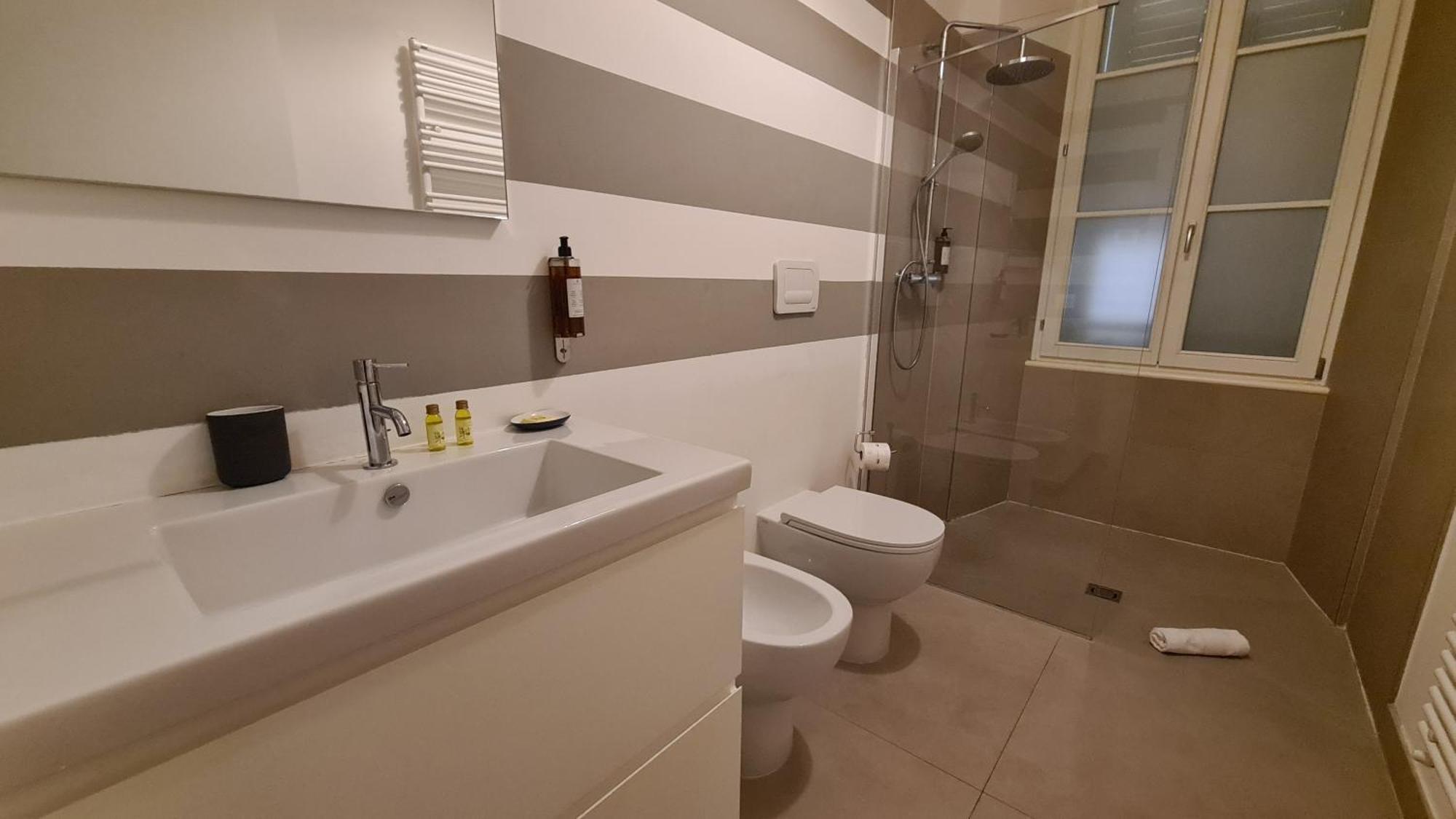 Ritter'S Rooms & Apartments ตรีเอสเต ภายนอก รูปภาพ